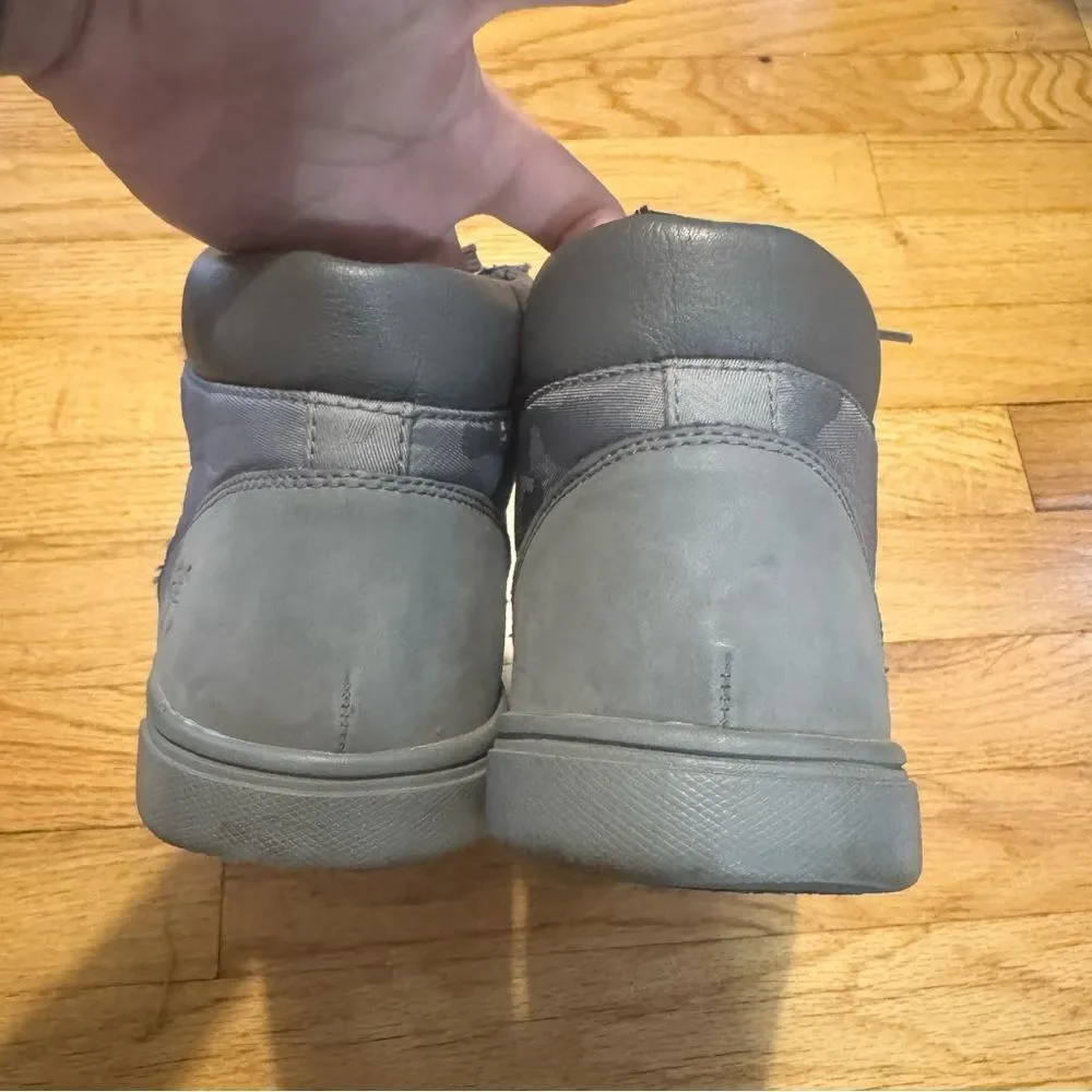 Timberland Men's Gray Casual Shoes